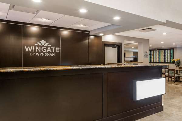  - Wingate by Wyndham Hotel & Convention Center Orlando