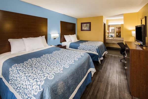  - Days Inn Fort Campbell Oak Grove - I-24, Exit 86