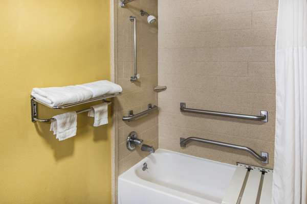  - Days Inn Fort Campbell Oak Grove - I-24, Exit 86