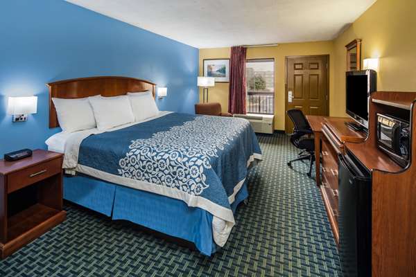  - Days Inn Fort Campbell Oak Grove - I-24, Exit 86