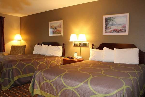  - Super 8 Hotel Valparaiso