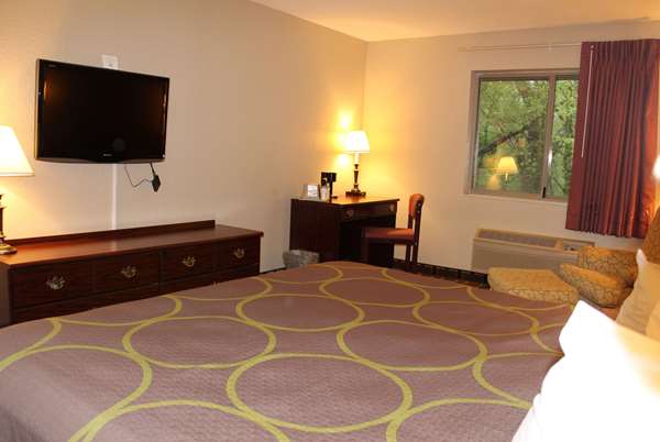  - Super 8 Hotel Valparaiso