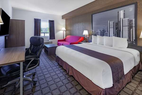  - Super 8 Hotel Windsor