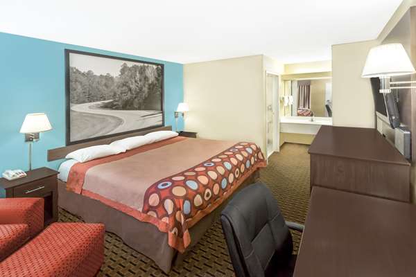  - Super 8 Motel Madison