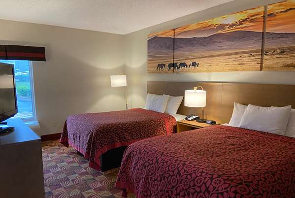  - Days Inn & Suites Ridgeland - I-55, Exit 103