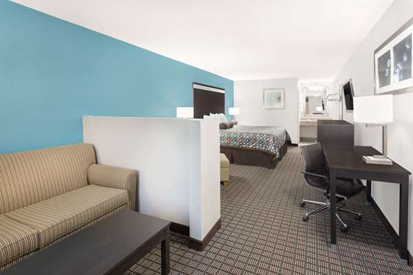 Suite - Days Inn Barnwell