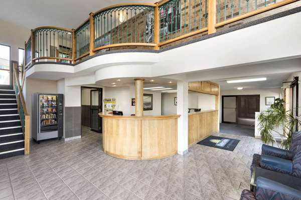  - Days Inn Lethbridge