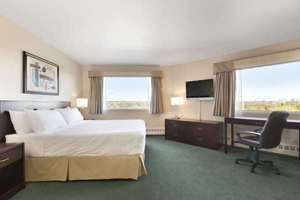 Suite - Days Inn Lethbridge