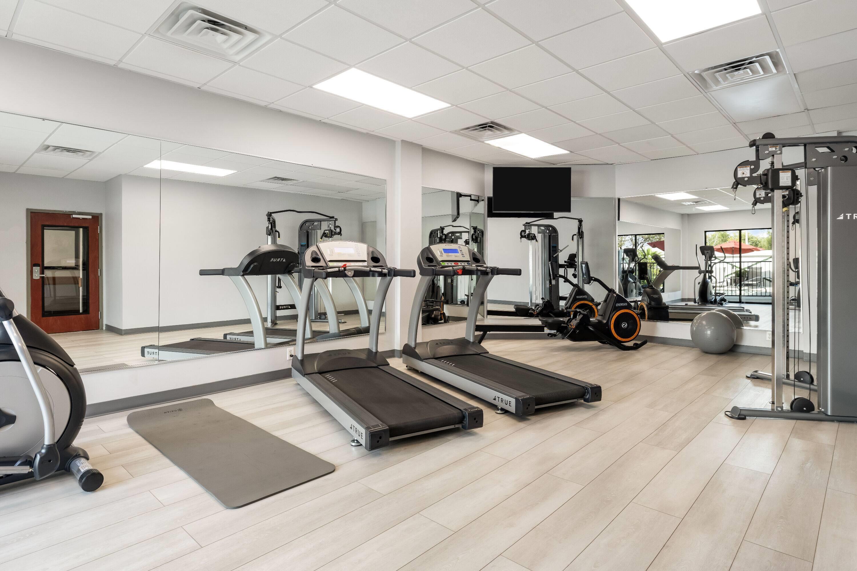 Health club fitness center gym | Wingate by Wyndham - Round Rock