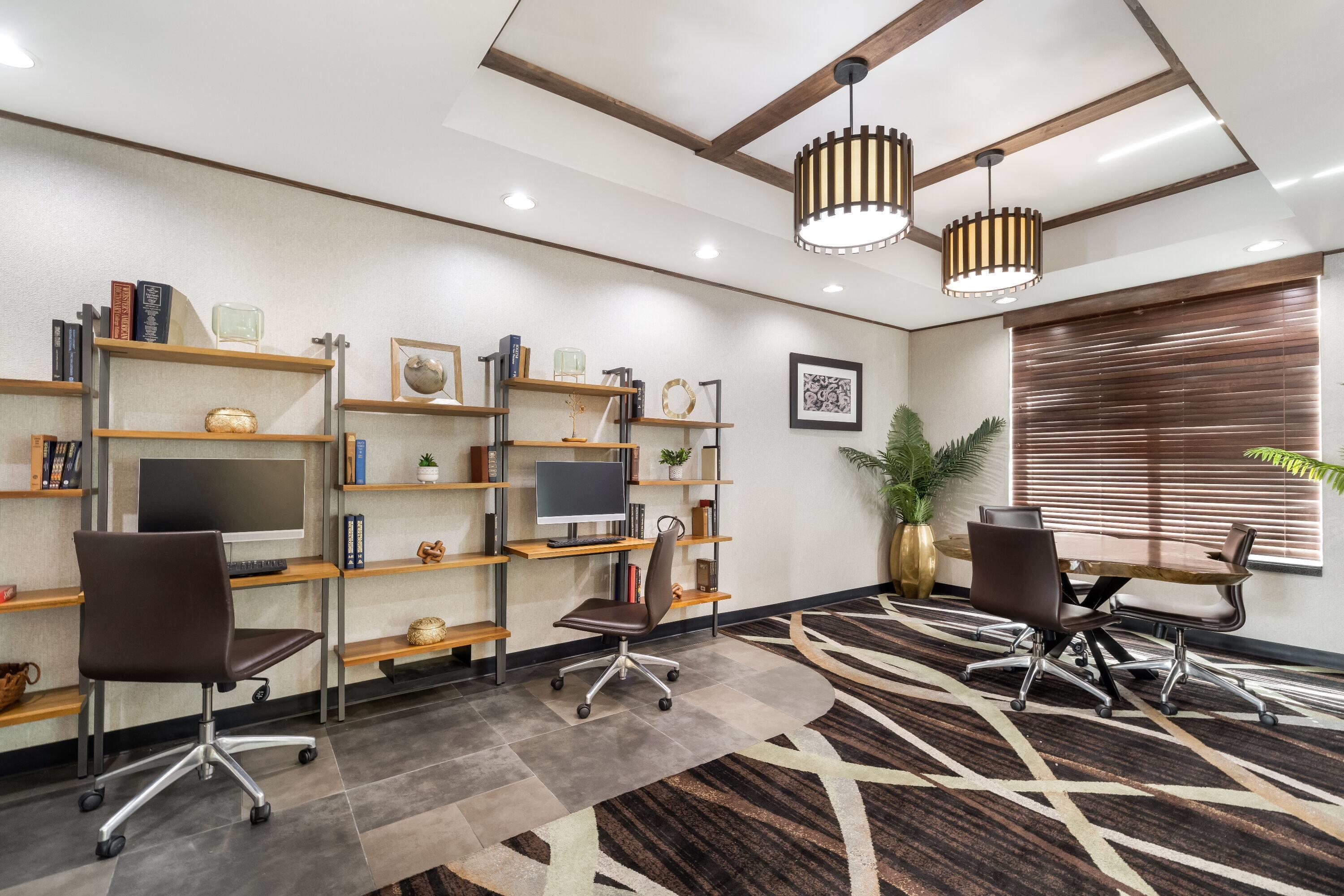 Business Center | Wingate by Wyndham - Round Rock