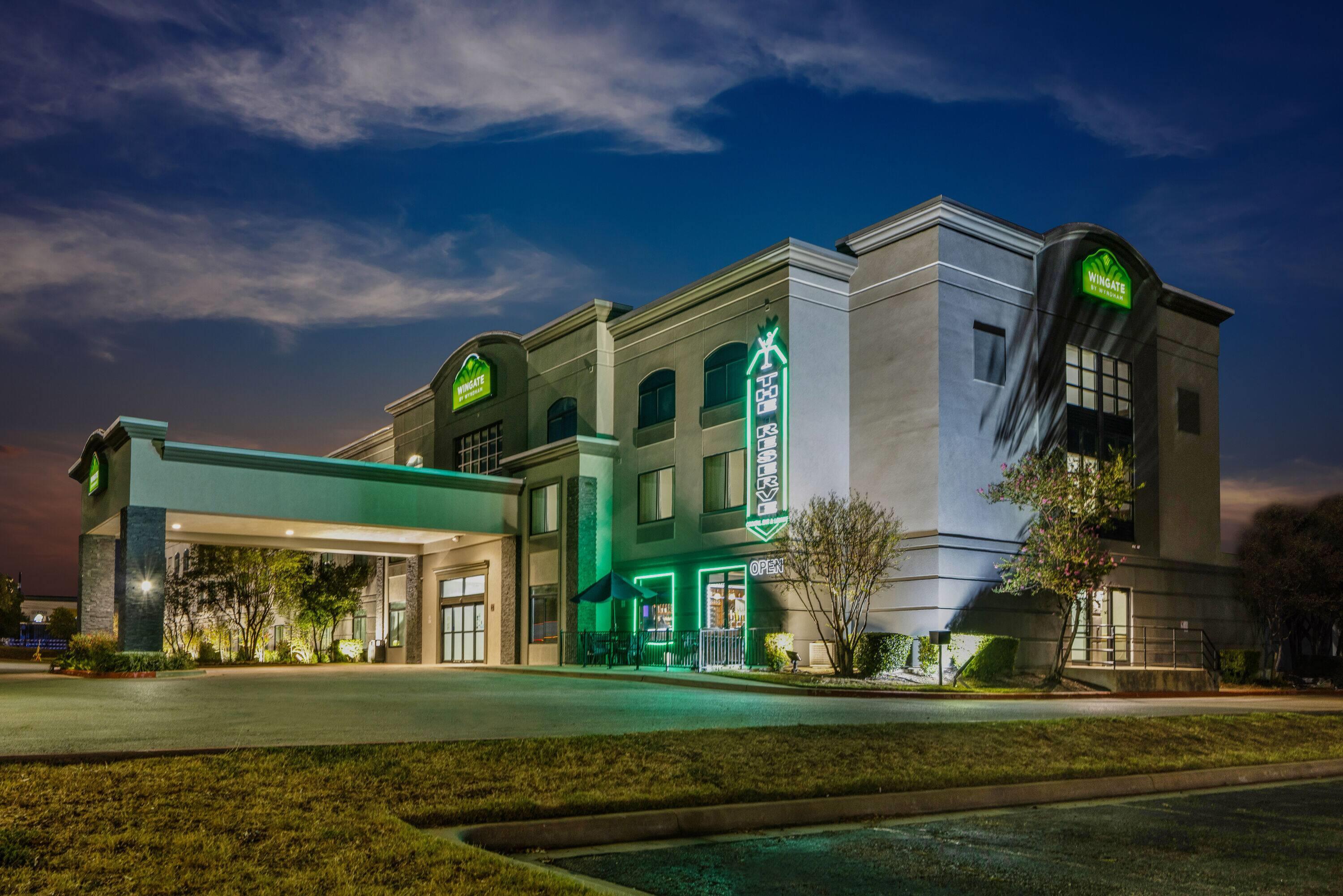 Exterior | Wingate by Wyndham - Round Rock