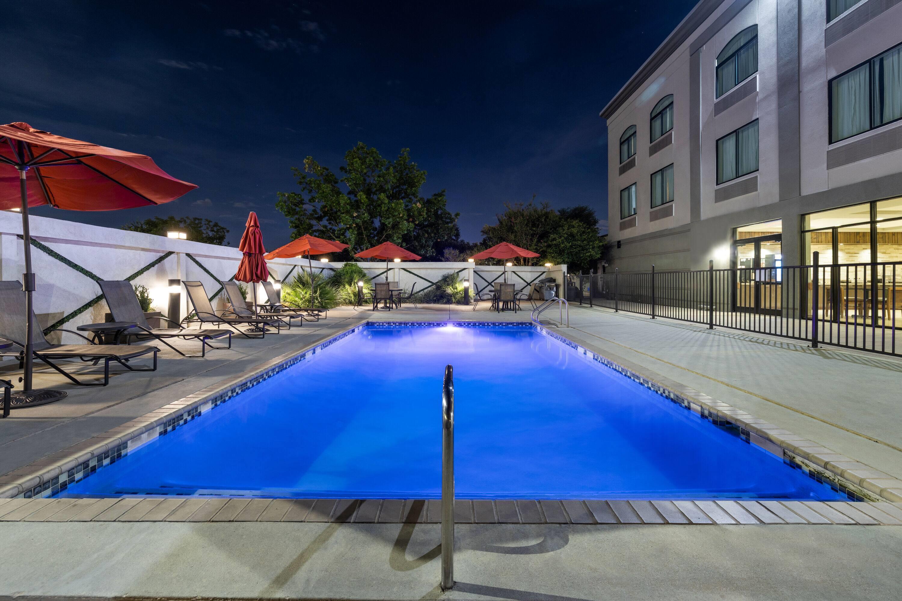 Pool - indoor | Wingate by Wyndham - Round Rock