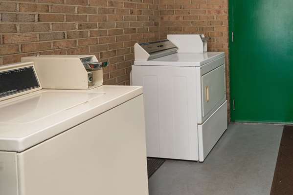 Amenities - Days Inn Lincolnton