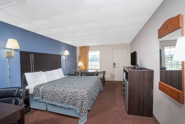  - Days Inn Lincolnton