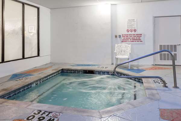 Pool - Wingate by Wyndham Hotel Market Center Dallas