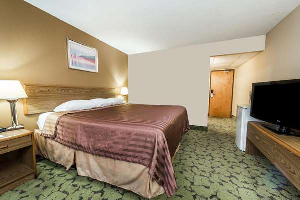  - Travelodge East Bloomington
