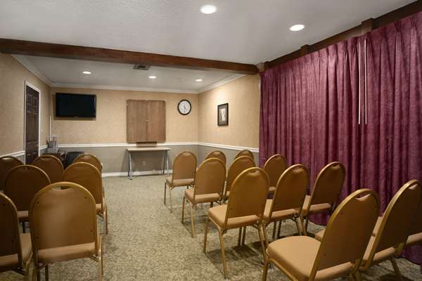  - Howard Johnson Inn Buena Park - I-5, Exit 117