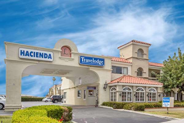 Exterior view - Travelodge Newport Beach Costa Mesa