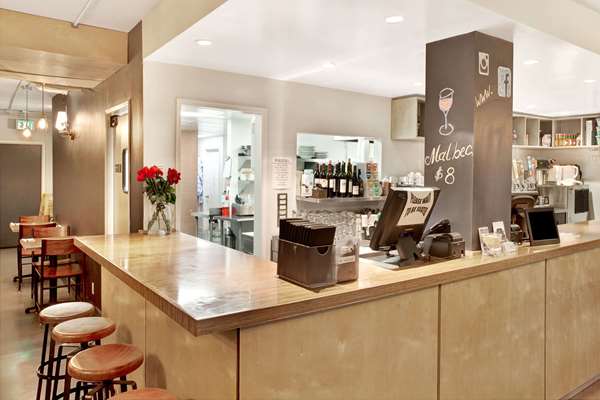 Restaurant - Travelodge Culver City - I-405, Exit 52