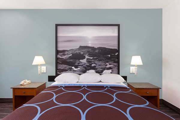  - Super 8 Motel El Cajon - I-8, Exit 17