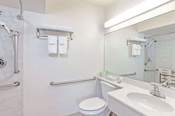  - Travelodge Hollywood