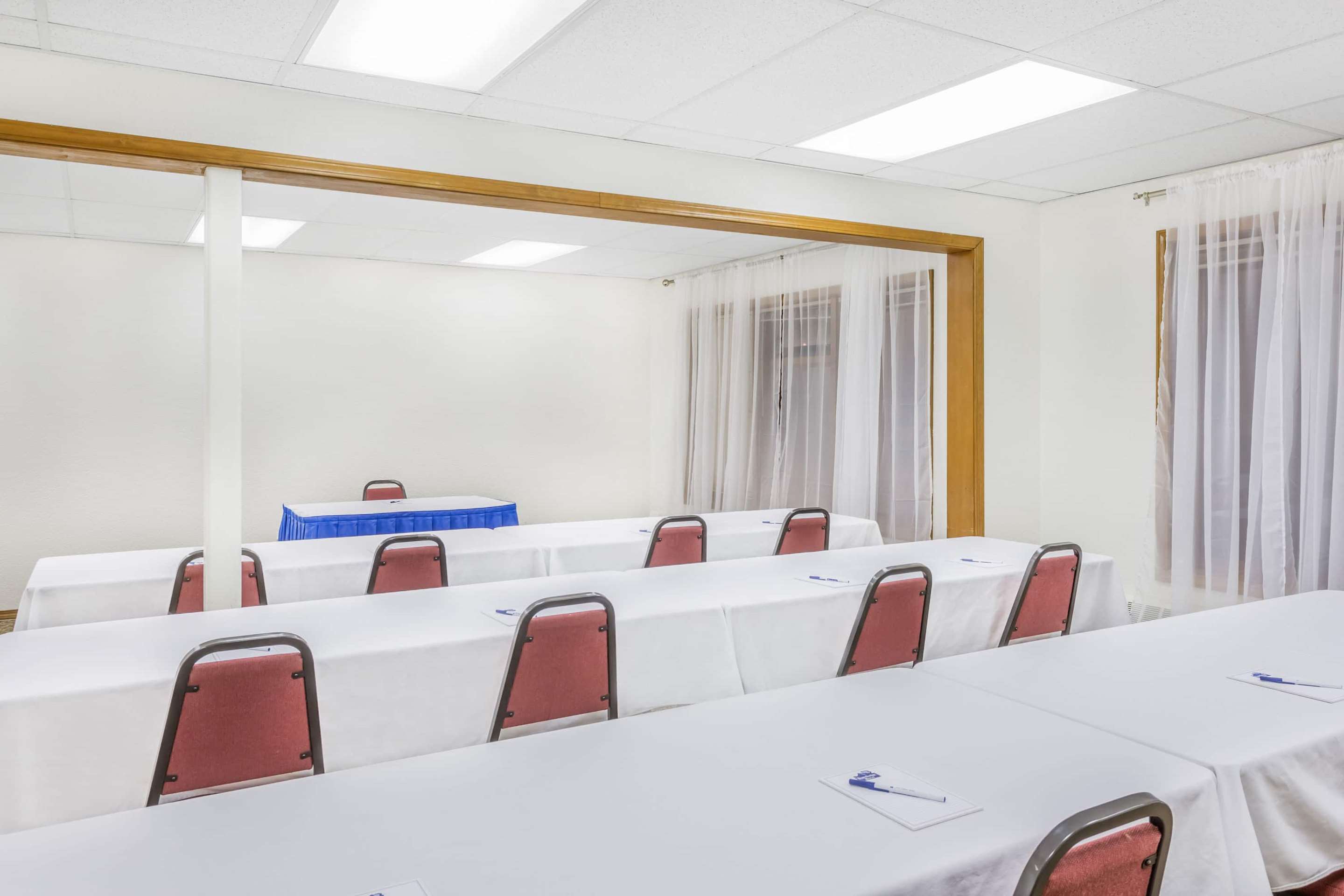 Meeting Room | Travelodge by Wyndham Juneau