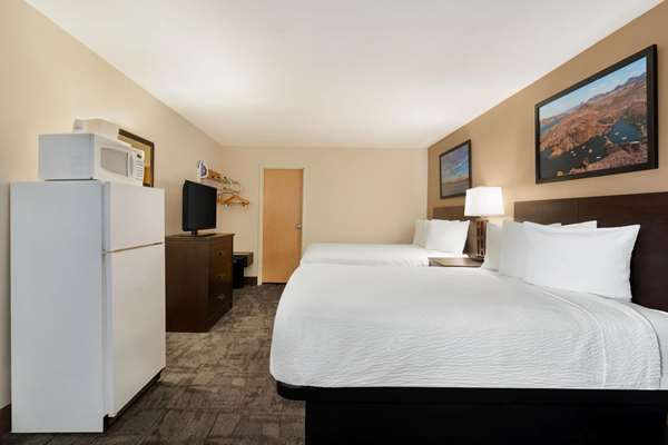 Suite - Travelodge Lake Havasu City