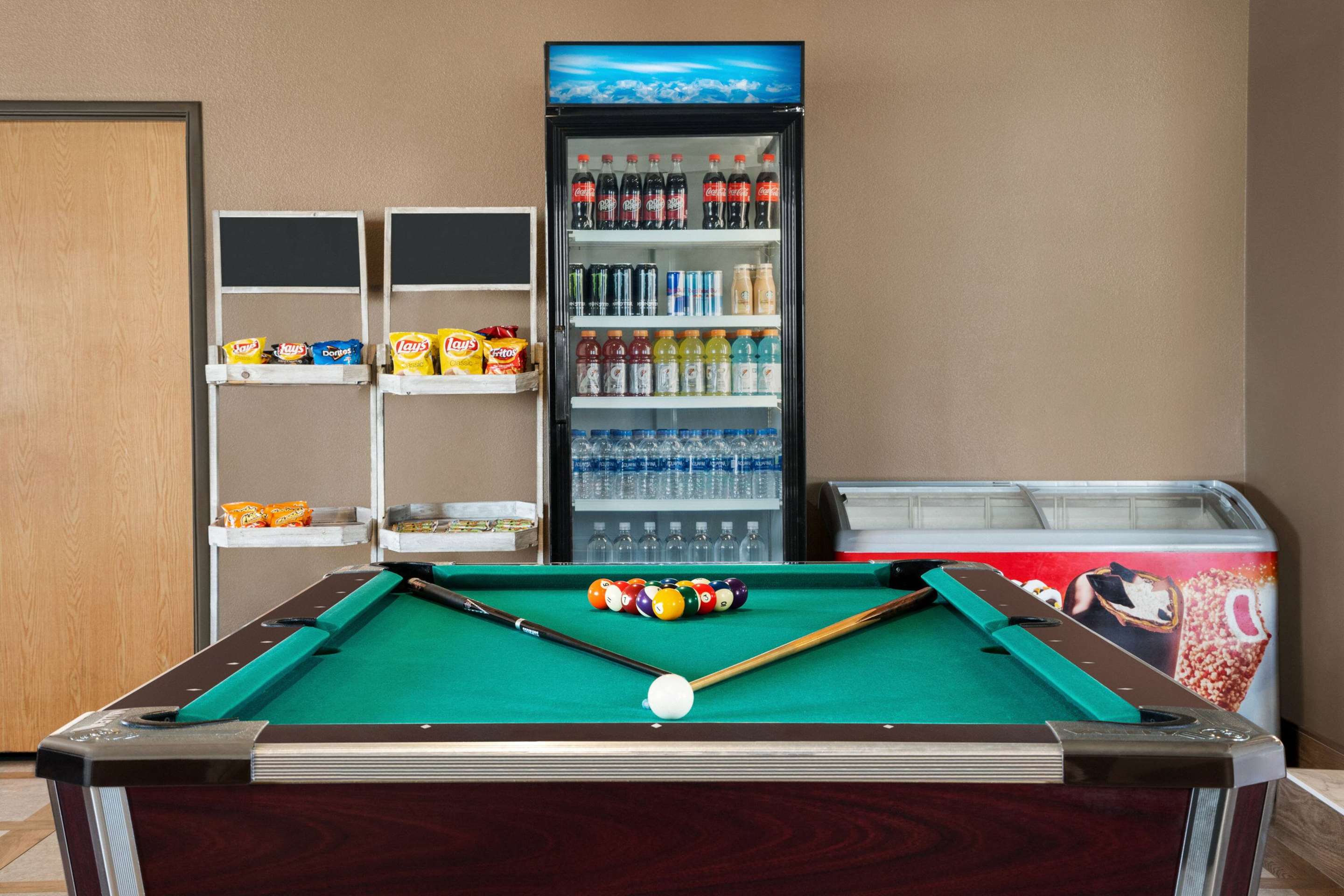 Lobby | Travelodge by Wyndham Lake Havasu