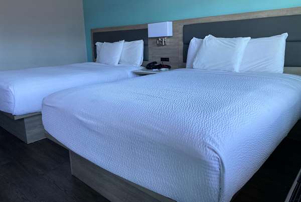  - Travelodge South El Segundo