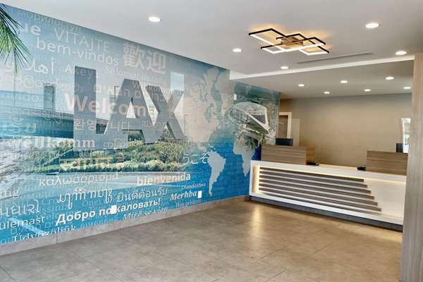  - Travelodge South El Segundo