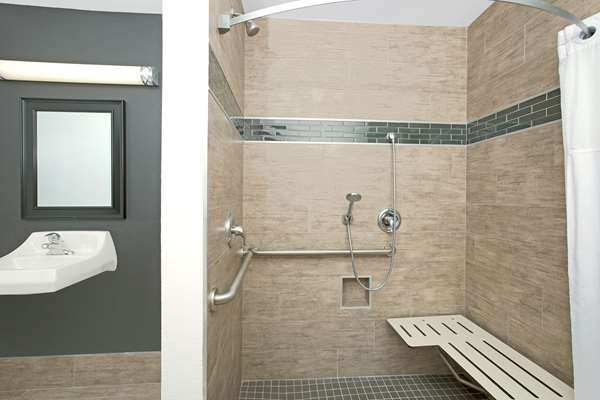  - Travelodge South El Segundo