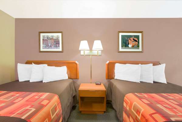  - Travelodge Mansfield - I-71, Exit 169