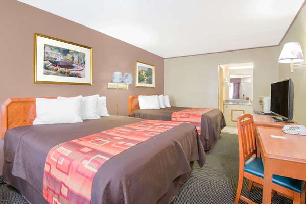  - Travelodge Mansfield - I-71, Exit 169