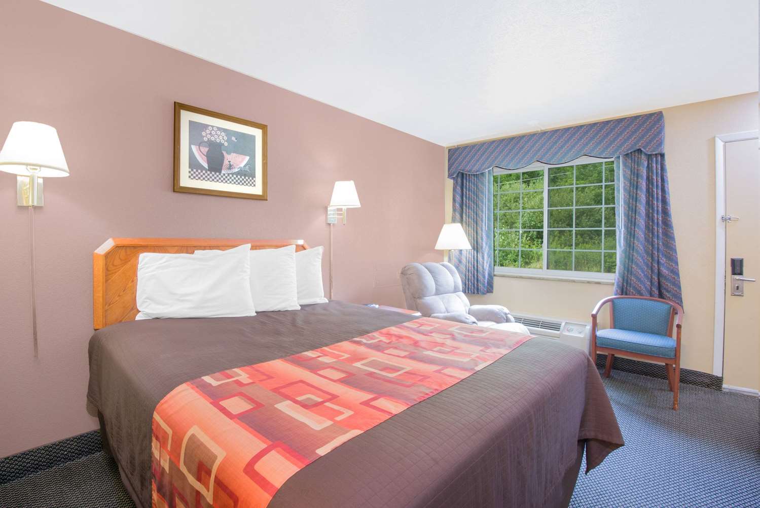 Travelodge Mansfield I71, Exit 169, OH See Discounts