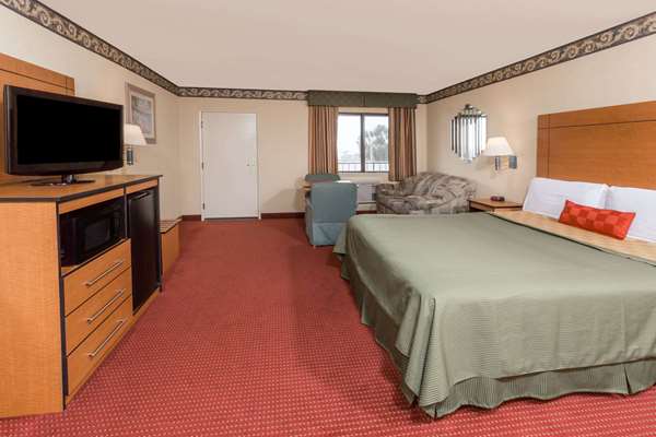  - Travelodge San Clemente - I-5, Exit 73