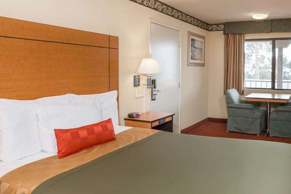  - Travelodge San Clemente - I-5, Exit 73