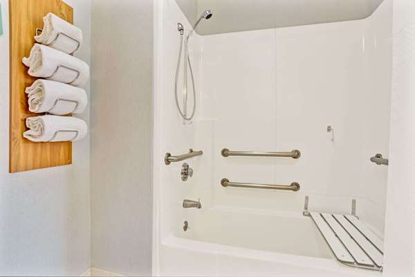  - Travelodge Mill Valley - US 101, Exit 447