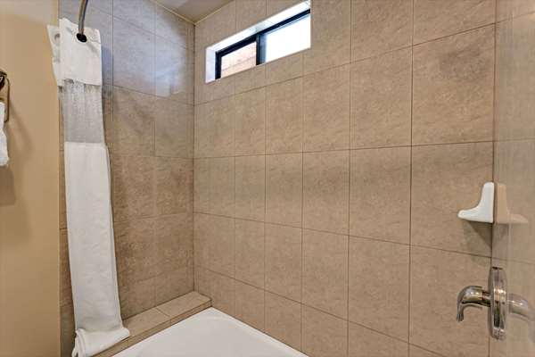  - Travelodge Pasadena