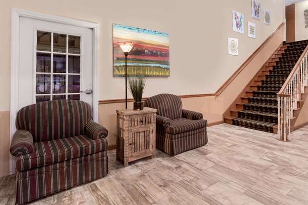  - Travelodge Perry - I-75, Exit 135