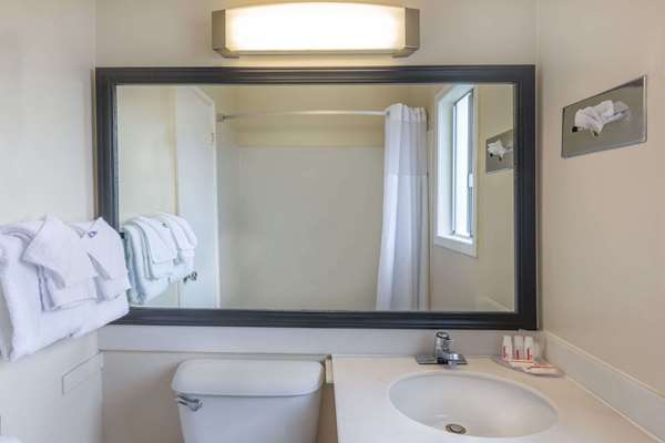  - Travelodge Santa Rosa