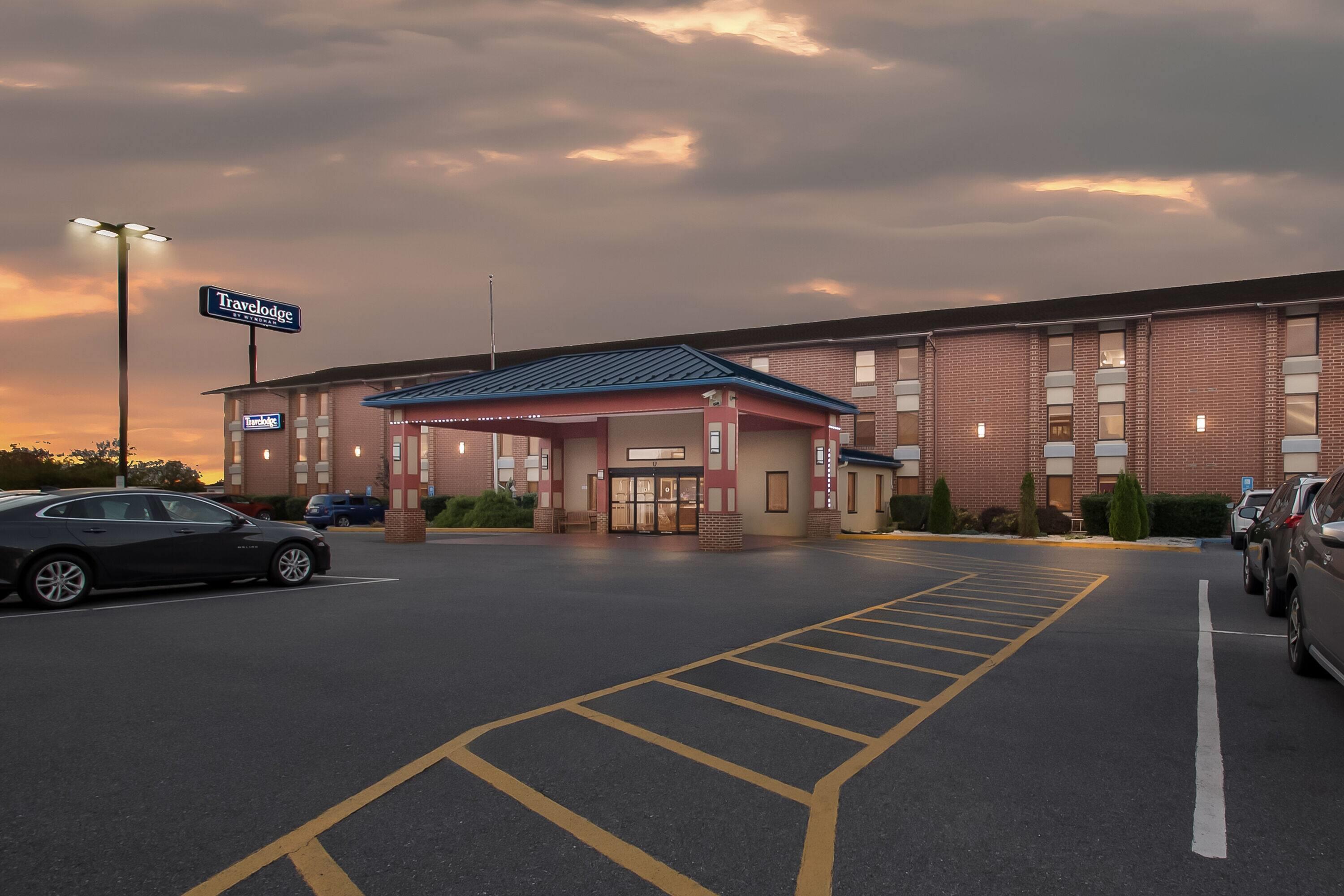 Exterior | Travelodge by Wyndham Winchester