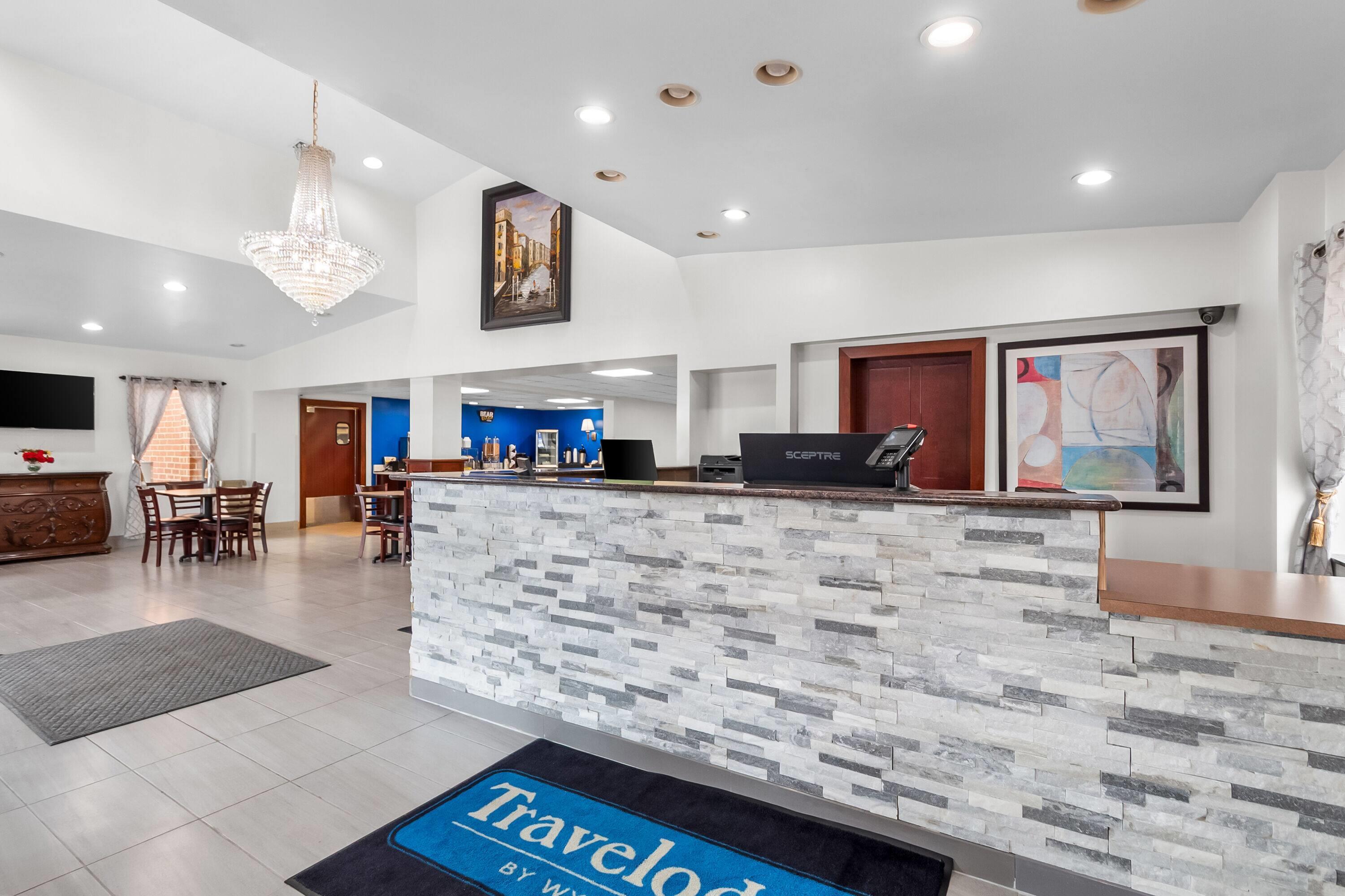 Reception | Travelodge by Wyndham Winchester