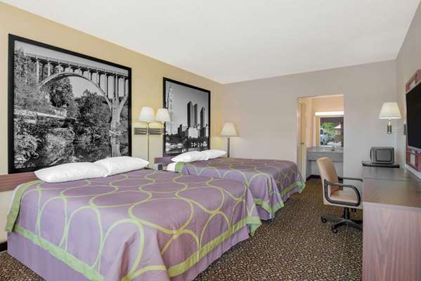  - Super 8 Motel Ashland - I-71, Exit 186