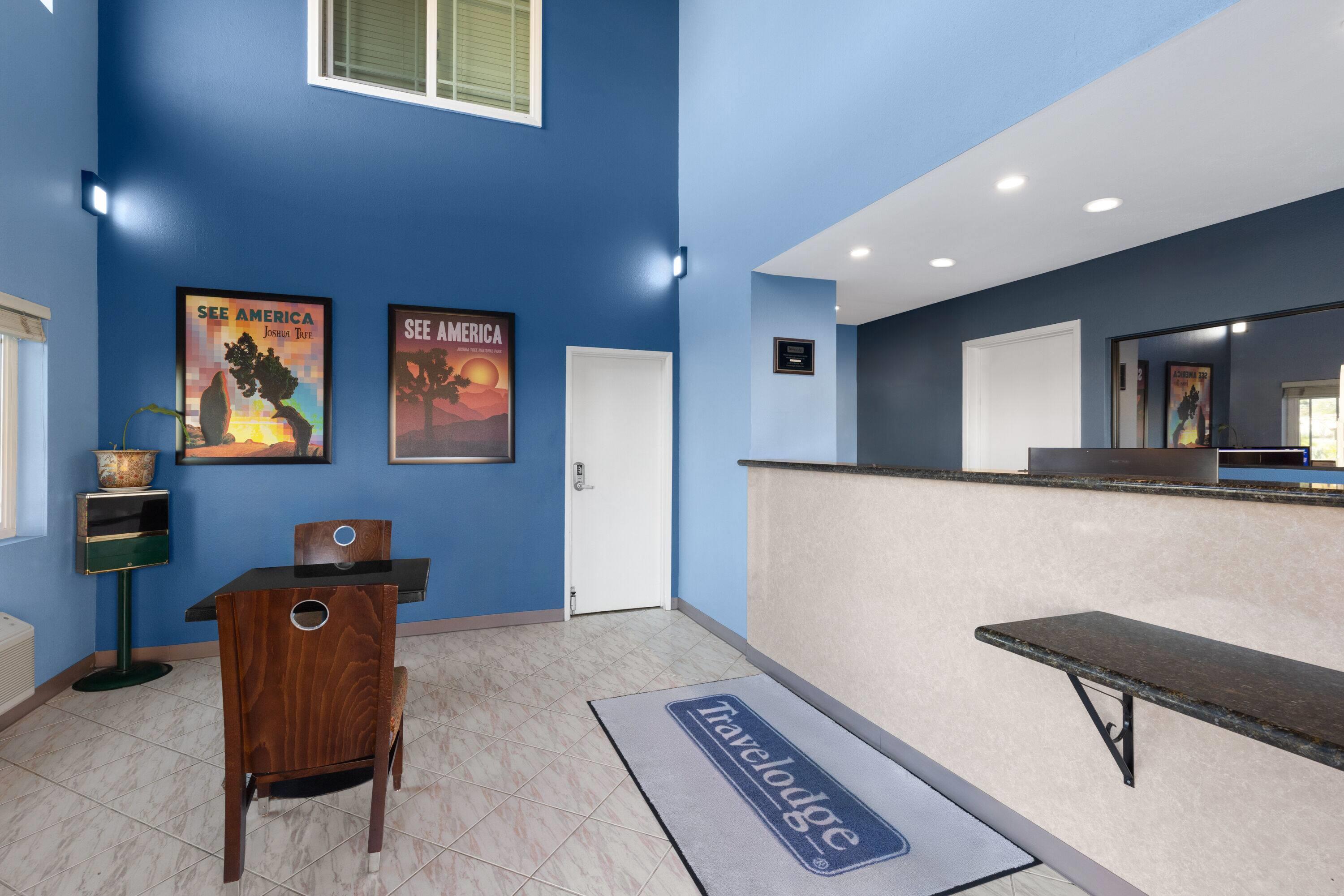 Lobby | Travelodge by Wyndham Banning Casino and Outlet Mall
