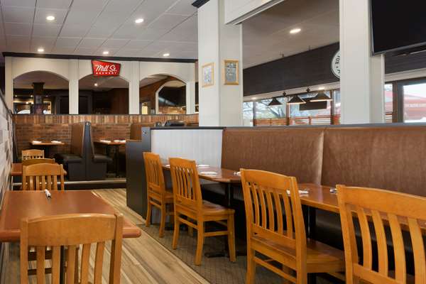 Restaurant - Travelodge Scarborough