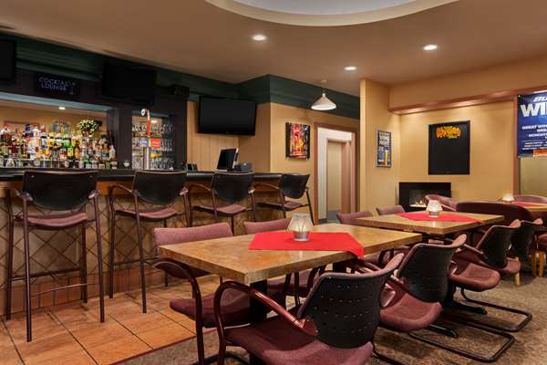 Restaurant - Travelodge East Winnipeg