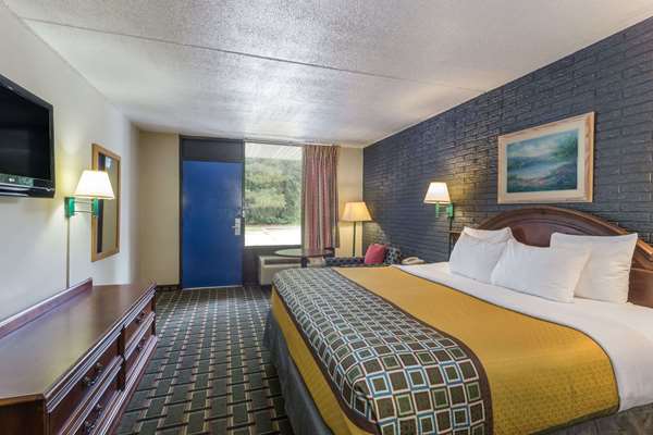  - Travelodge Richmond Hill - I-95, Exit 87