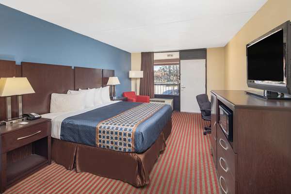  - Travelodge Richmond Hill - I-95, Exit 87