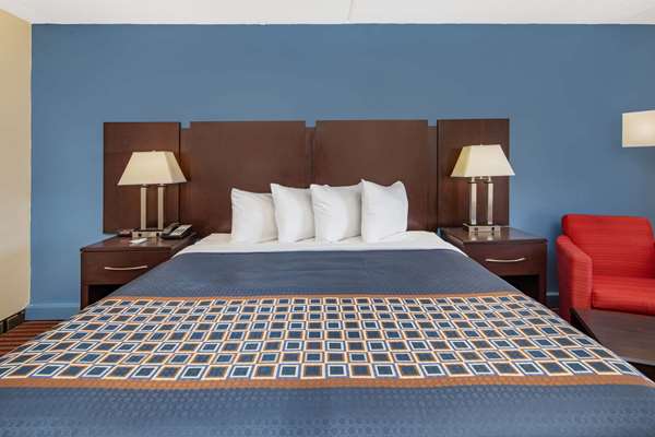  - Travelodge Richmond Hill - I-95, Exit 87