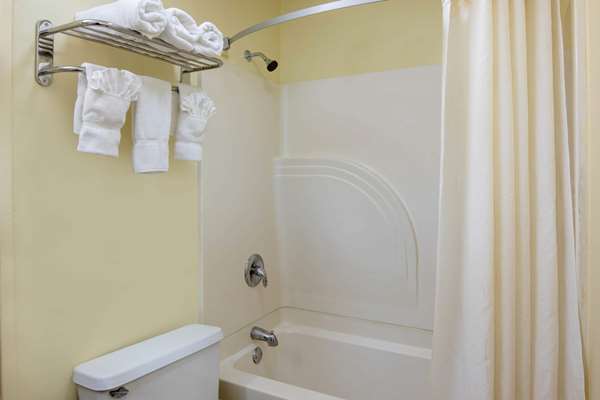  - Travelodge Richmond Hill - I-95, Exit 87